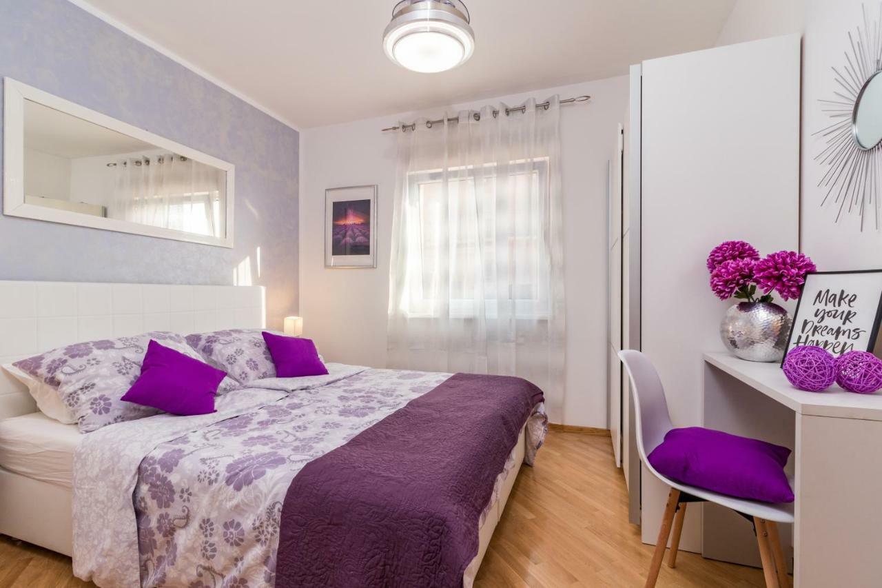 Apartment Pula Relax Exterior photo